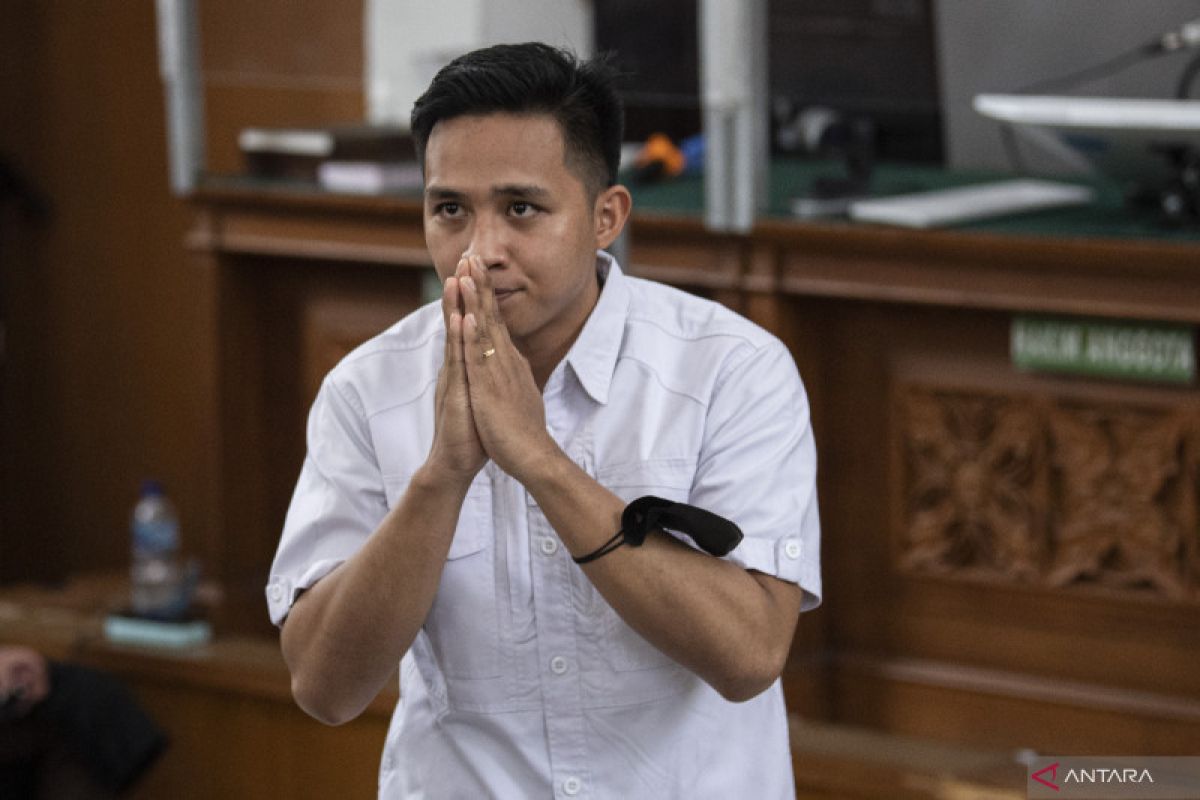 Pengamat kritik sikap Polri pilih keputusan populer pertahankan Bharada Eliezer