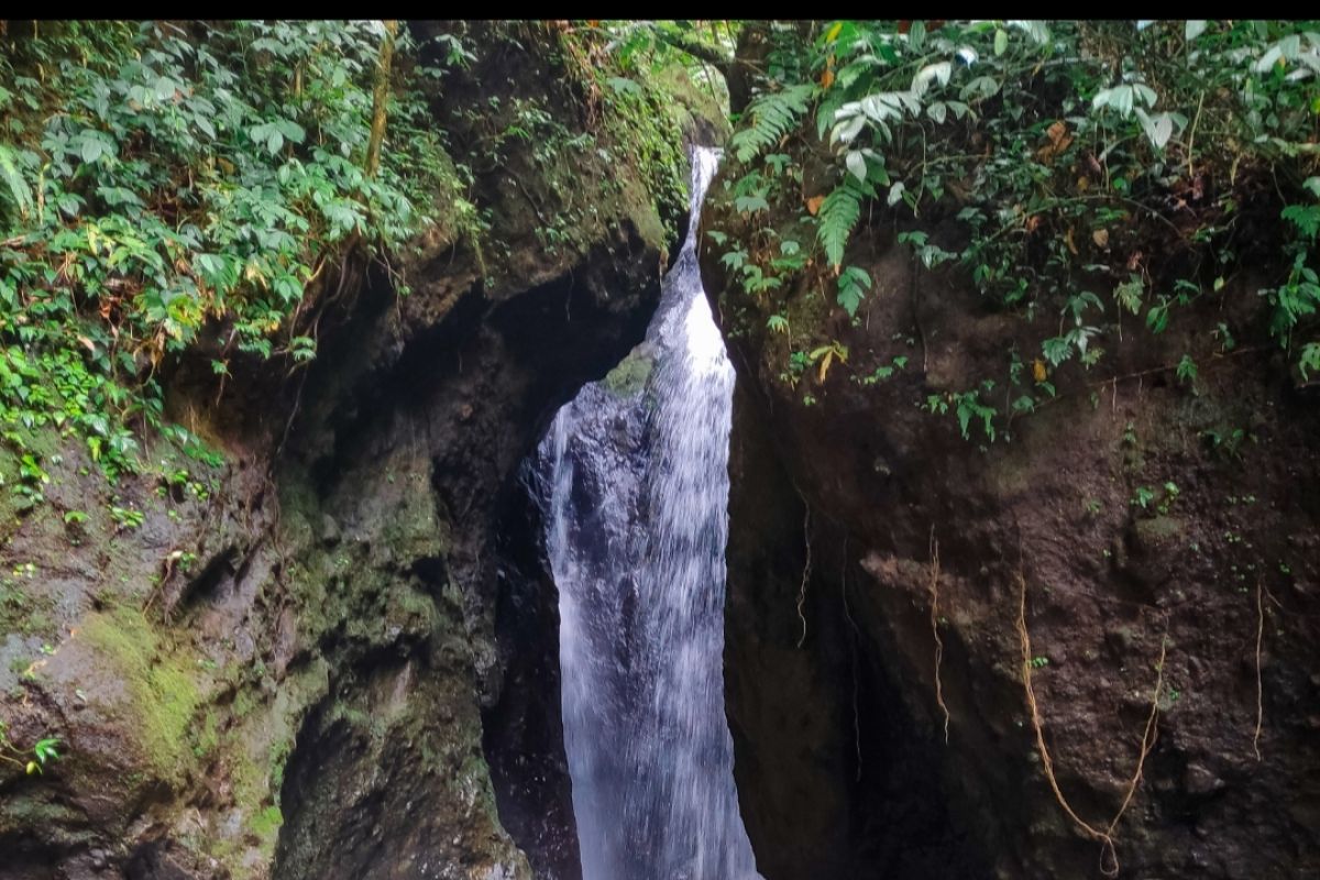 Keindahan Air terjun Way Campang jadi daya tarik wisatawan