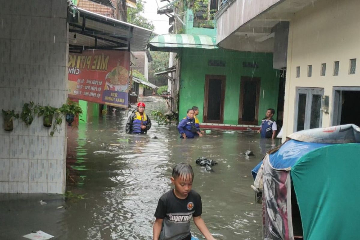 Banjir Solo, lebih dari 10.000 jiwa terdampak