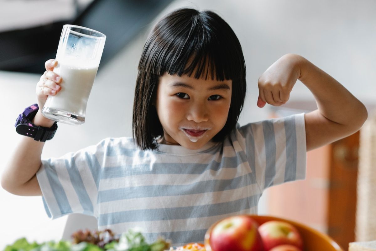 Manfaat susu untuk tumbuh kembang anak