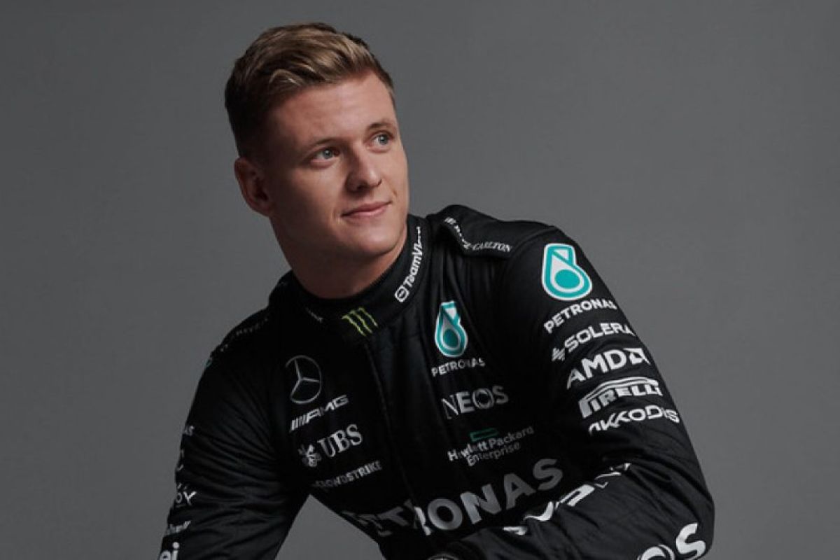 Mick Schumacher tinggalkan Mercedes