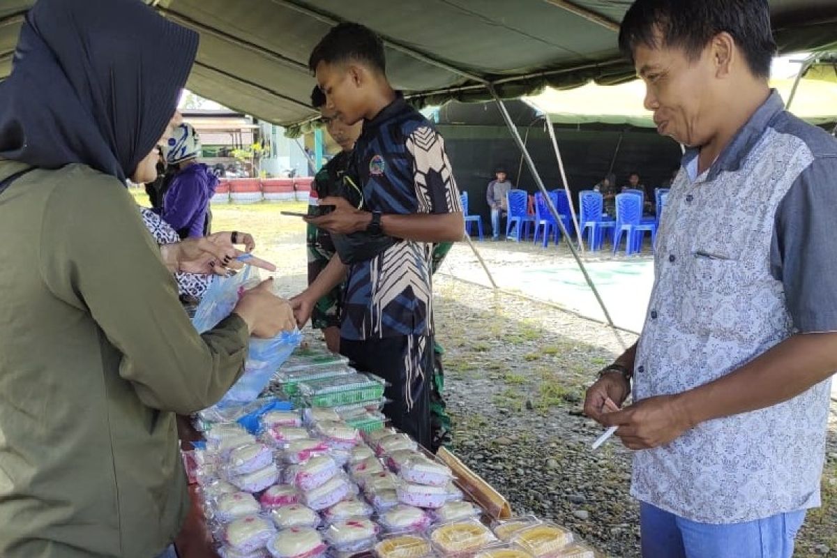 Kodim 1715 Yahukimo gelar bazar UMKM di Dekai