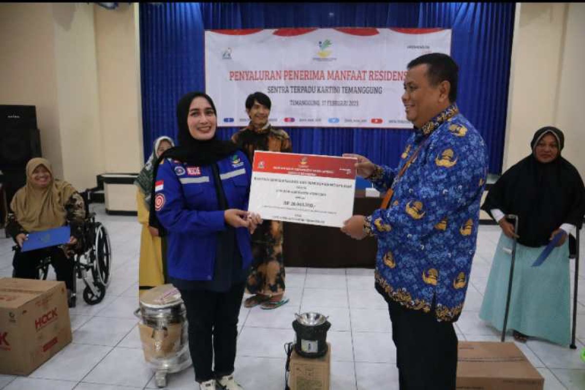 Kemensos latih dan beri modal usaha  disabilitas Wonosobo