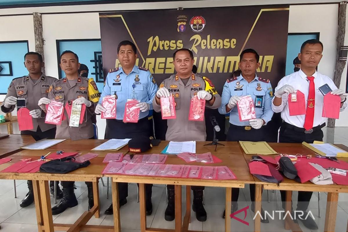 Polisi-Lapas ungkap jaringan peredaran narkoba di Sukamara