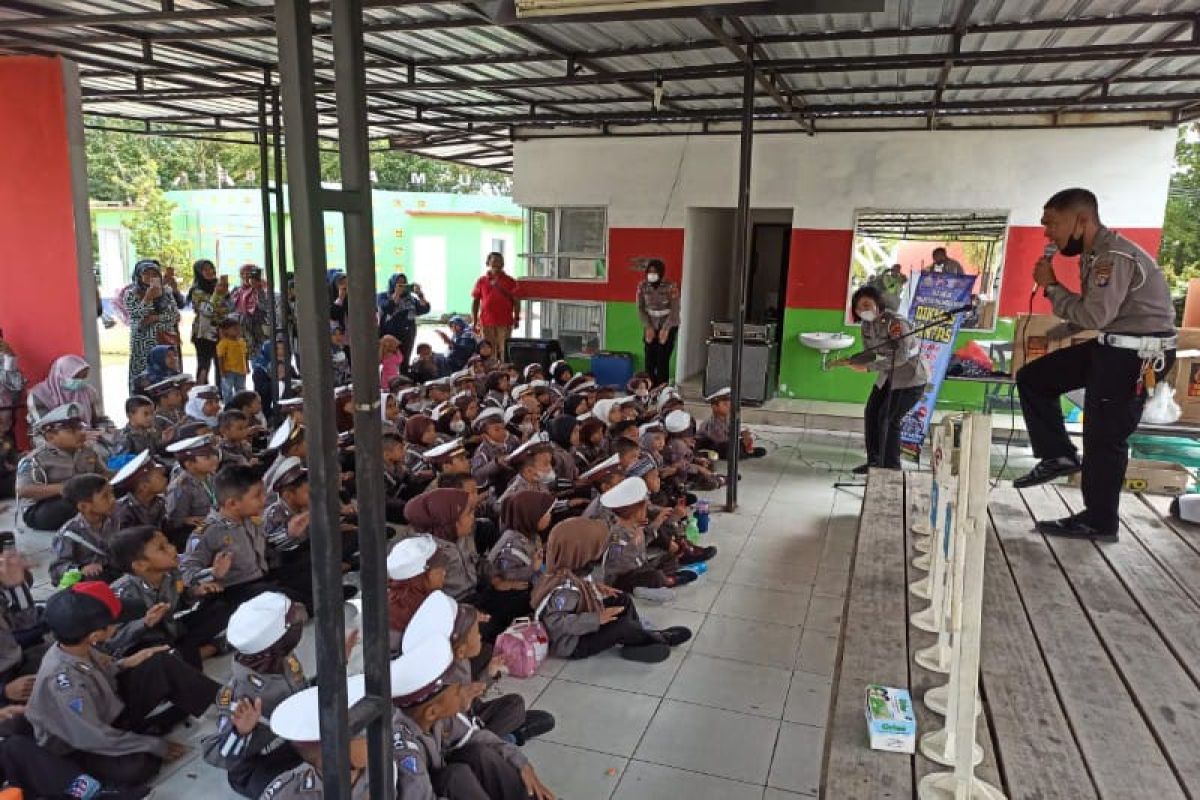 Polresta Palangka Raya ajak anak usia dini tertib lalu lintas