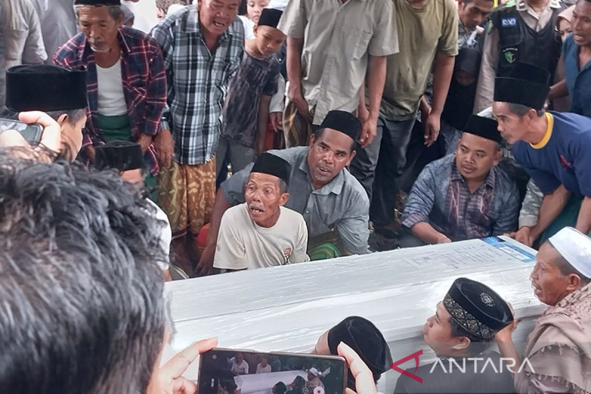 Nahrawi: terima kasih puteri saya dimakamkan di Desa Parampuan Lombok Barat