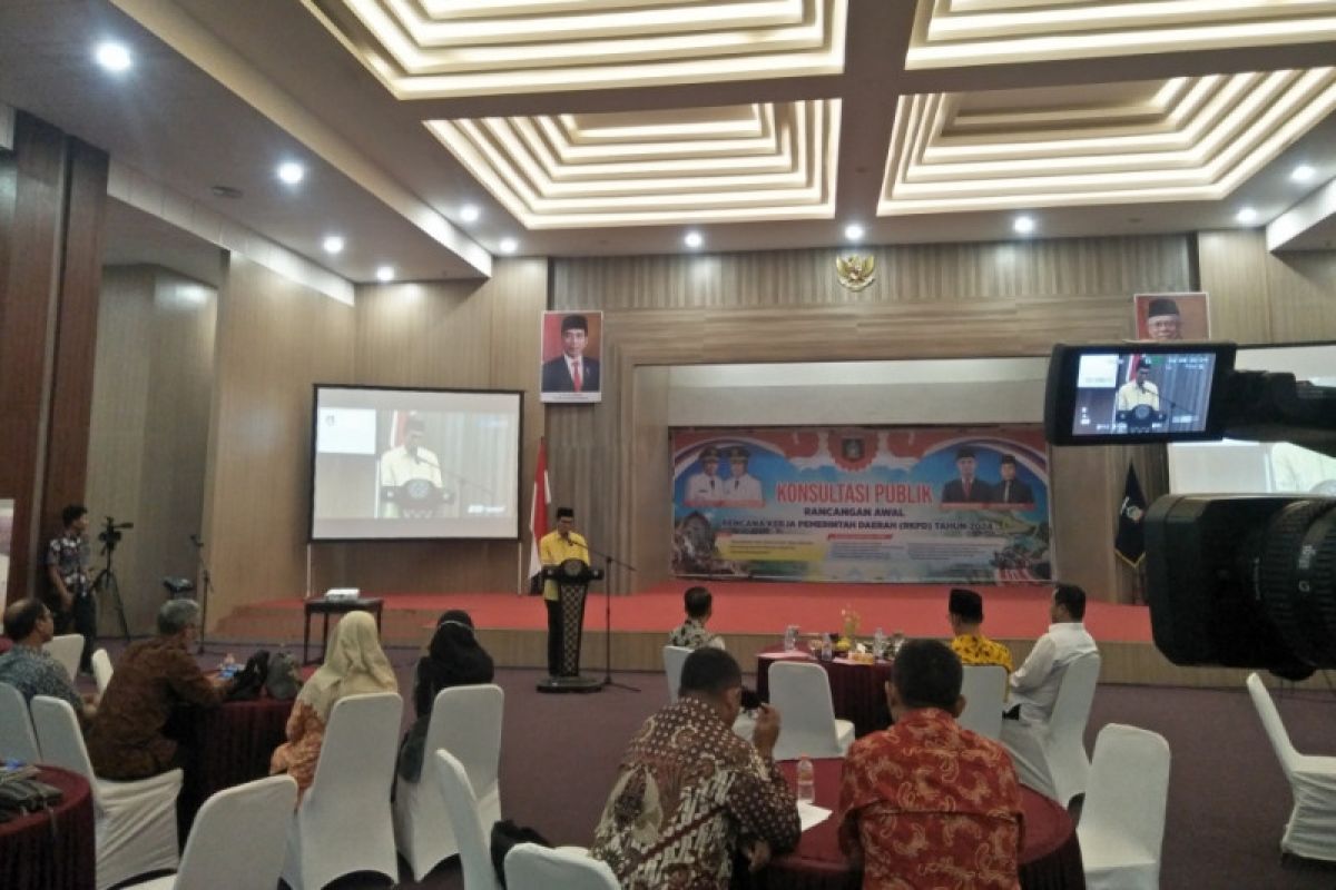 Pemkab Lombok Tengah menguji publik rancangan awal Rencana Kerja 2024