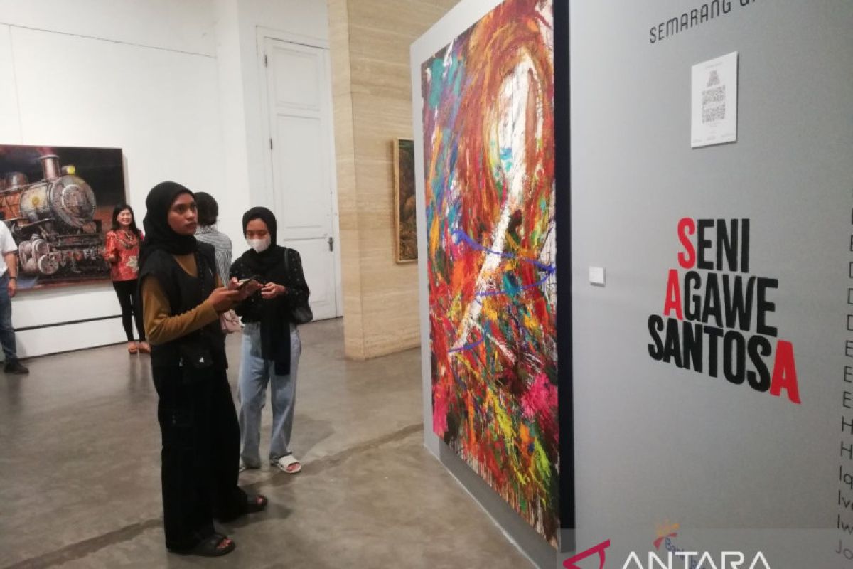 "Seni Agawe Santosa" pajang lukisan 45 seniman