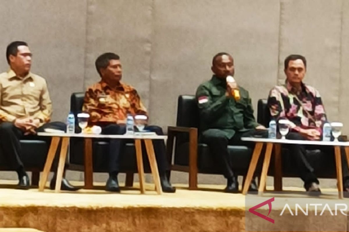 Anggota Komisi I DPR RI evaluasi implementasi UU Otsus Papua di Biak