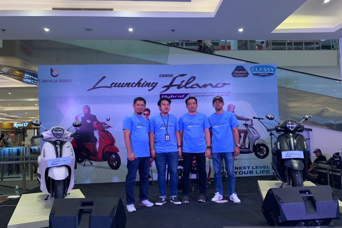 Yamaha perkenalkan motor Grand Filano Hybid Connected ke masyarakat Sumbar