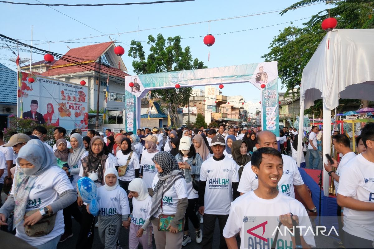 Ribuan warga Meranti meriahkan jalan sehat bersama BUMN