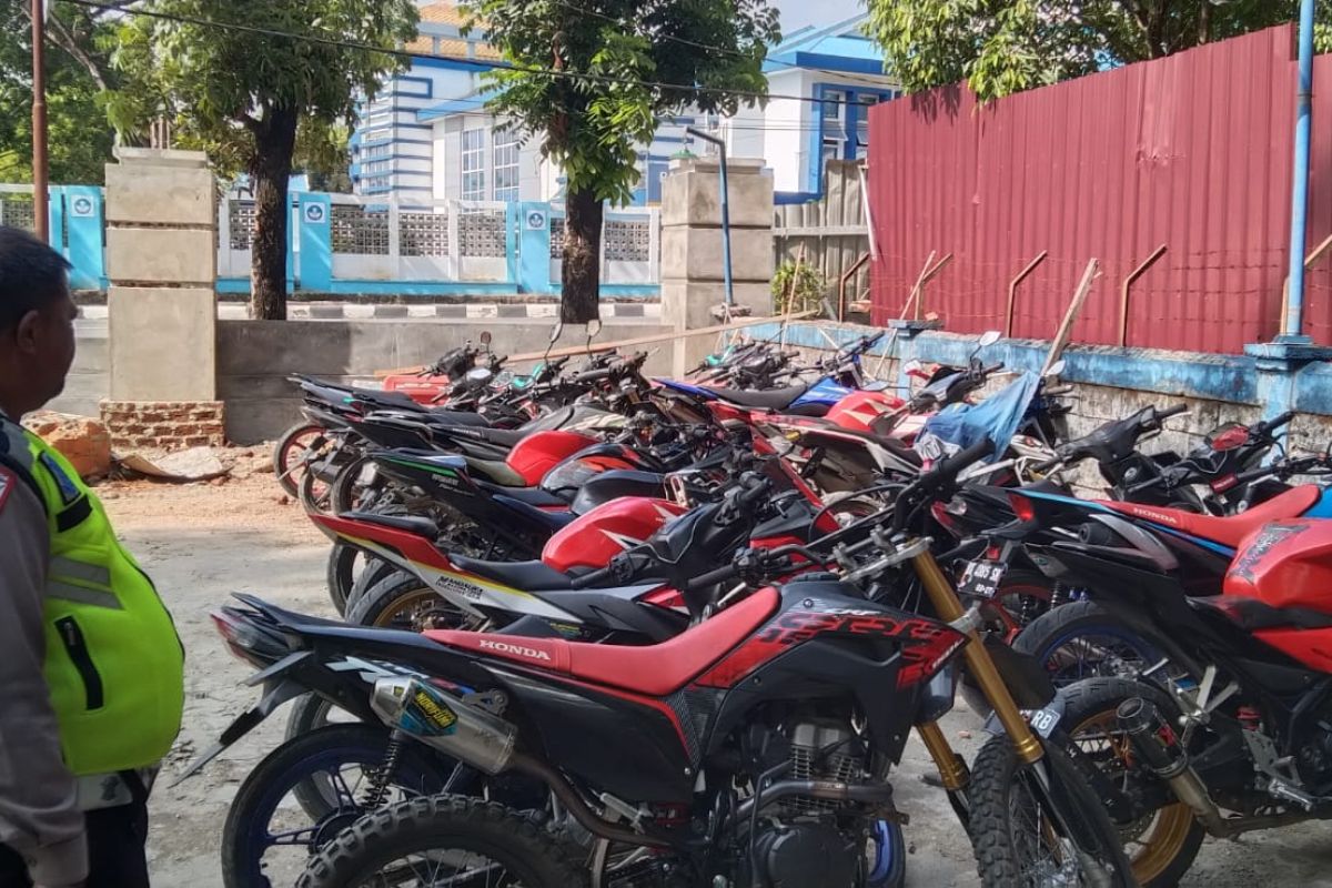 Polresta Kendari amankan 36 unit motor terlibat balap Liar