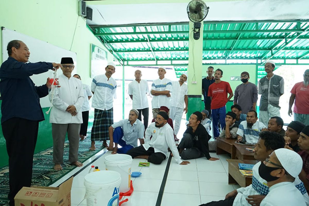 BDI Pertamina Cilacap latih napi Nusakambangan bikin pupuk organik