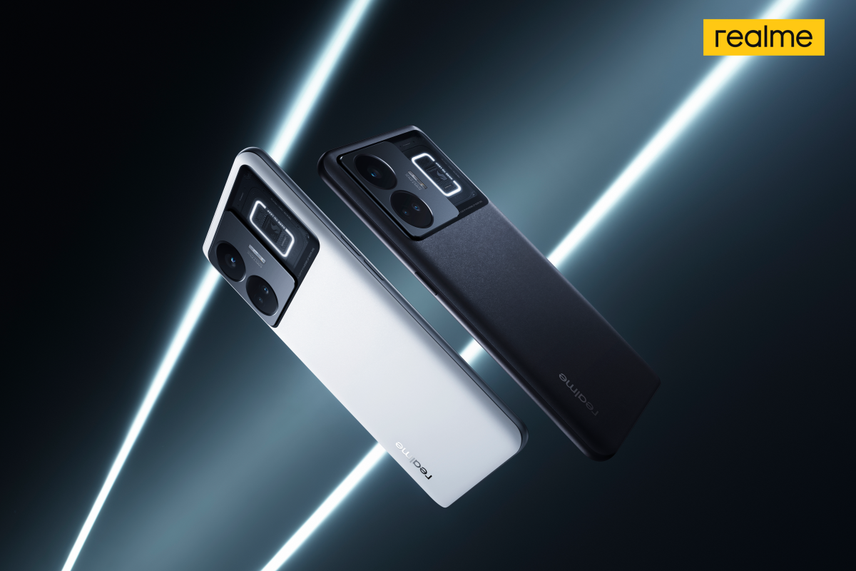 Ponsel Realme GT3 tawarkan pengisian daya super cepat