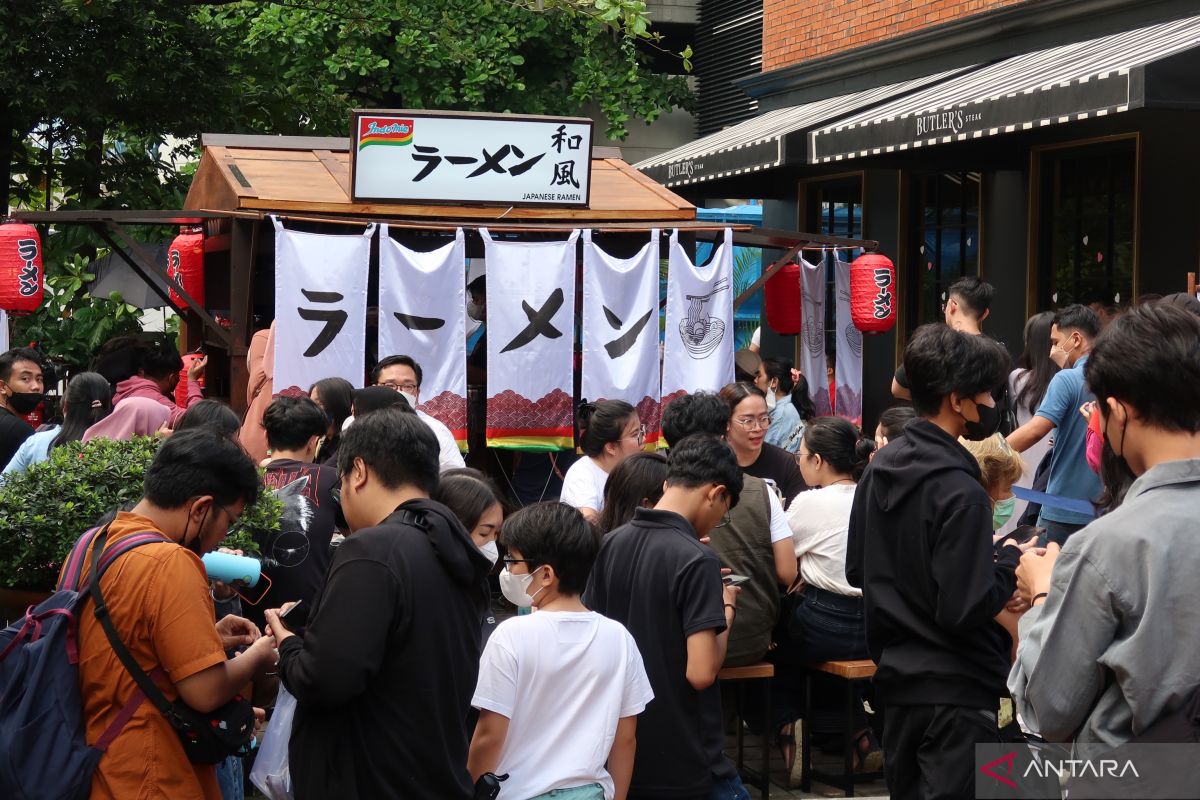 Sensasi berkuliner ramen kaki lima di Yatai Ramen