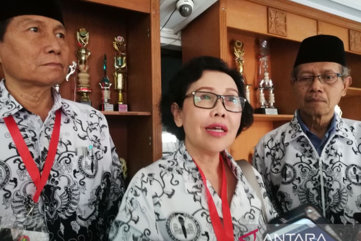 PGRI sebut masih kurang 500ribu formasi program guru PPPK