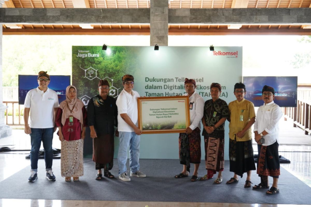 Dukung konservasi mangrove, Telkomsel Jaga Bumi luncurkan program Tahura Digitalization Support