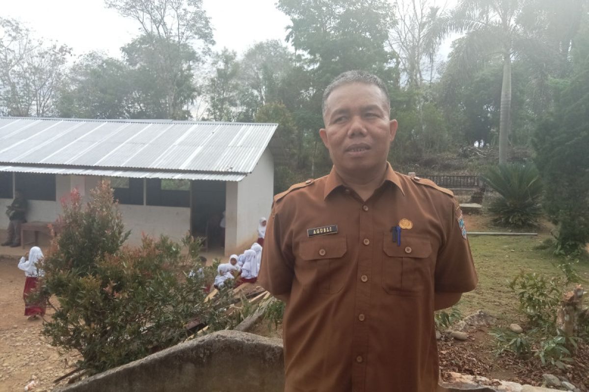 Dinas Pendidikan Pasaman Barat berlakukan masuk bergantian bagi siswa SDN 26 Talamau