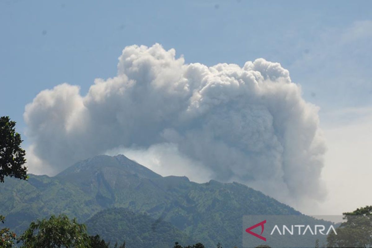 Merapi, tepati janji erupsi