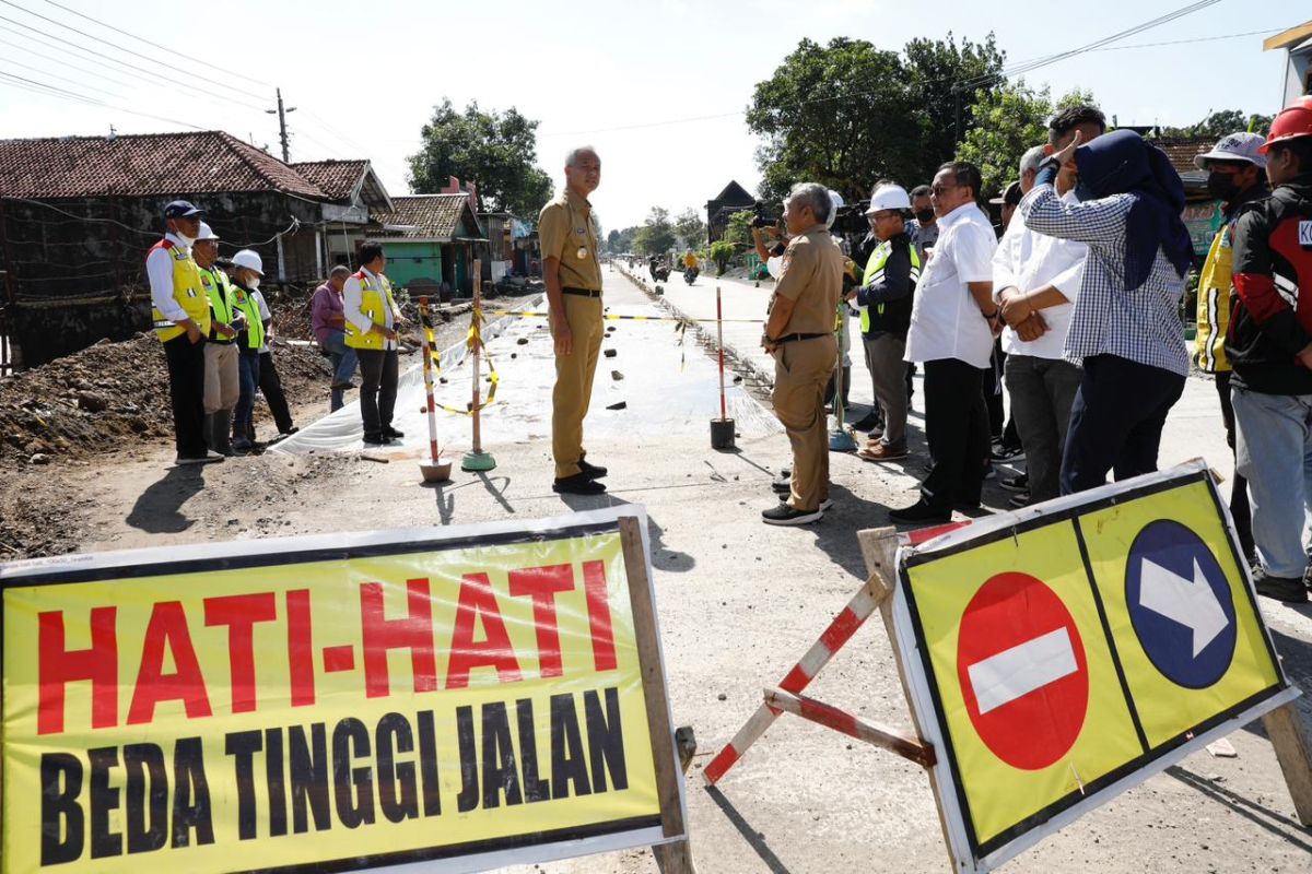 Ganjar siapkan alat timbang portabel cegah truk  ODOL