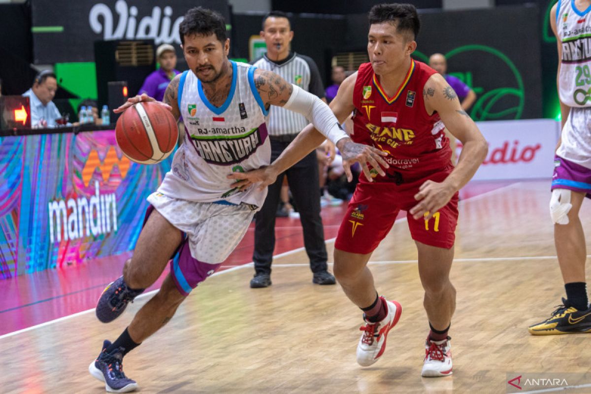 Pemain senior IBL perpanjang kontrak dengan Hangtuah di usia 40 tahun