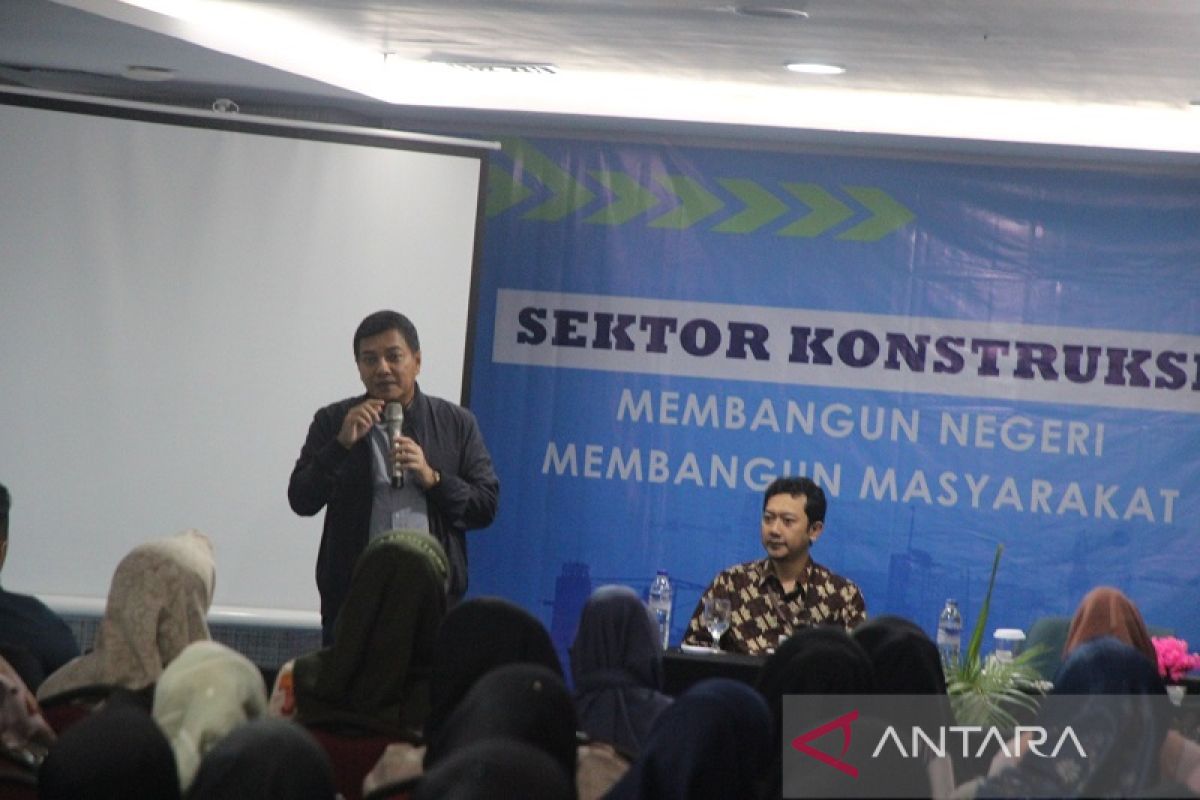 Anggota Komisi VI DPR RI nilai pembangunan tol percepat pertumbuhan ekonomi