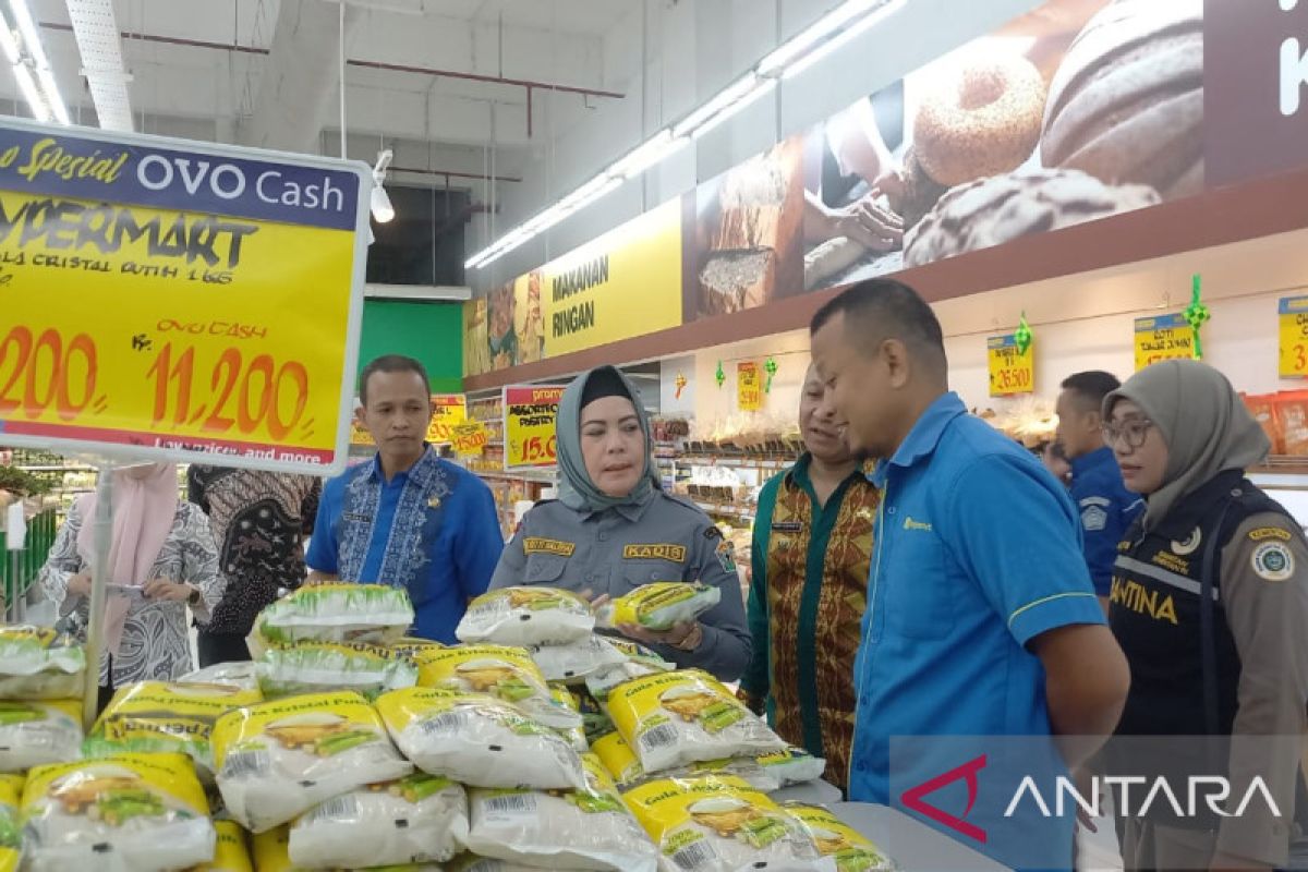 Pemprov Sultra ancam cabut izin distributor curang jelang Ramadhan