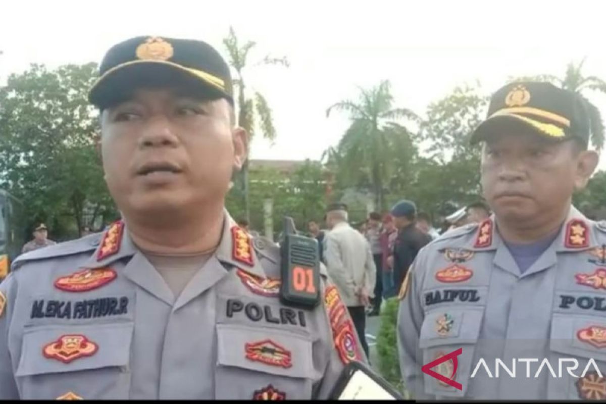 Polresta Kendari menurunkan 230 personel TNI-Polri amankan Konser Slank