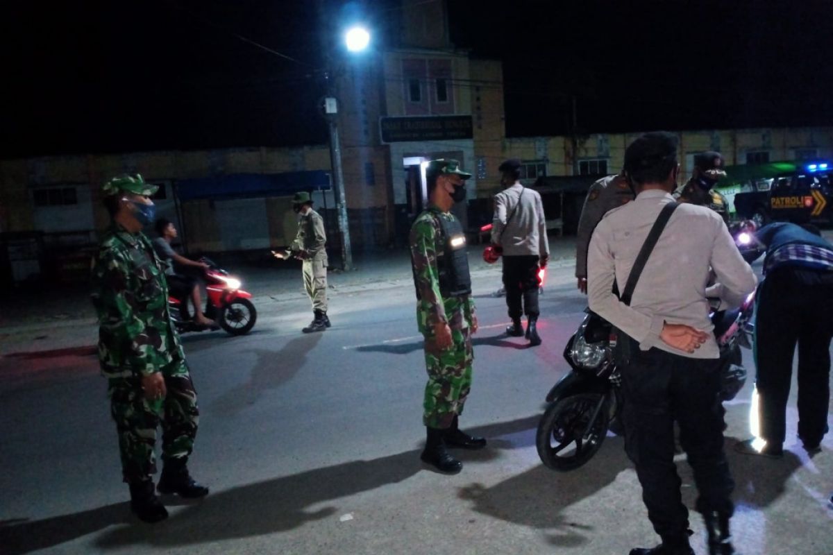 Kodim Lombok Tengah mengintensifkan patroli malam jelang Ramadhan