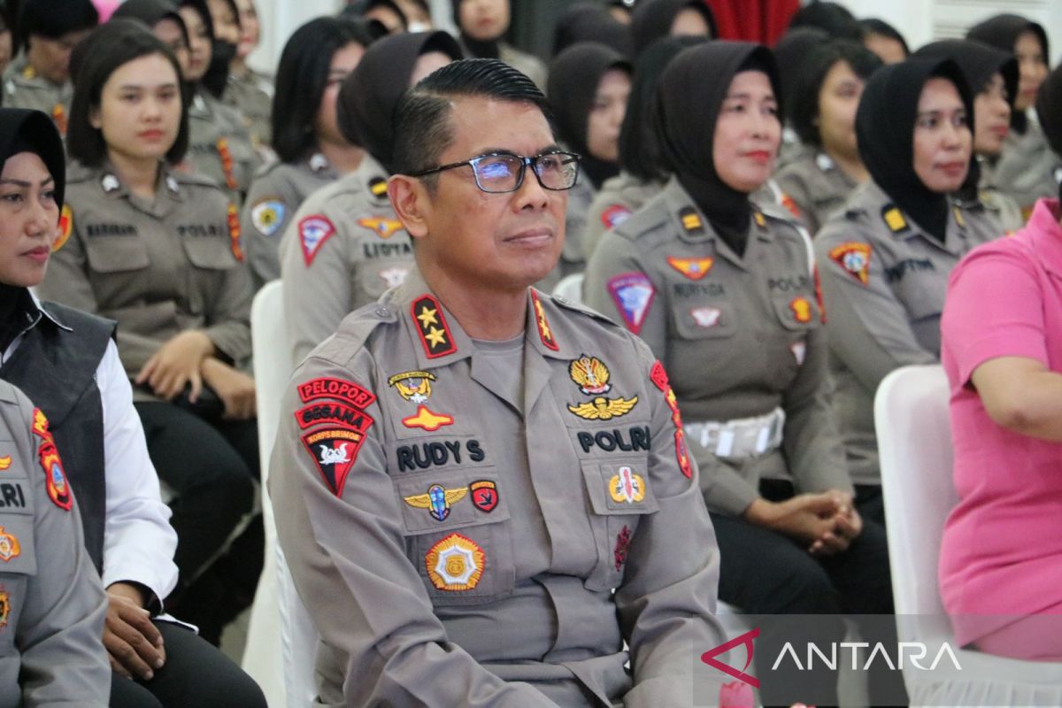 Kapolda Sulteng tekankan kepada Polwan jadi teladan masyarakat