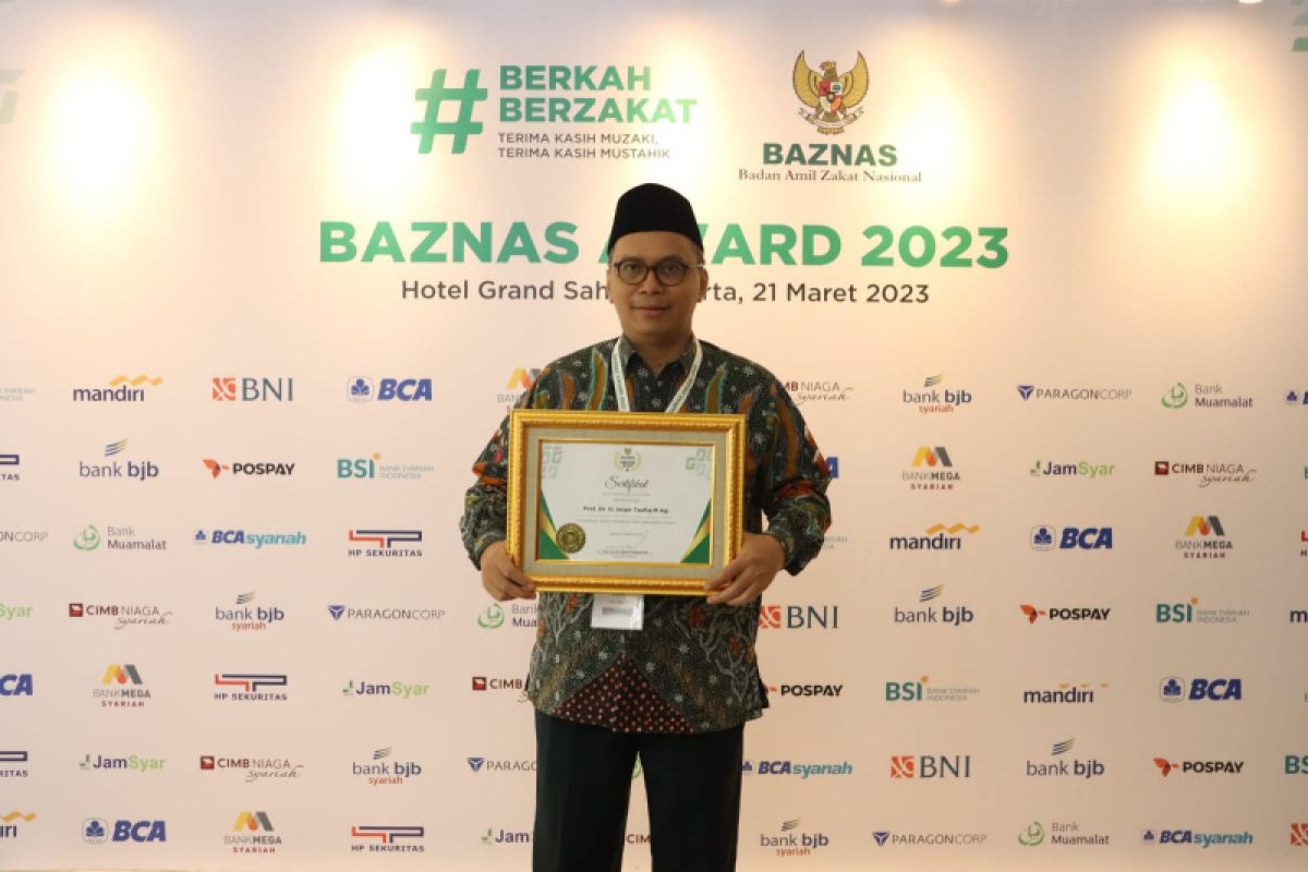 Berhasil kelola zakat, Prof Imam Taufiq terima Baznas Award 2023