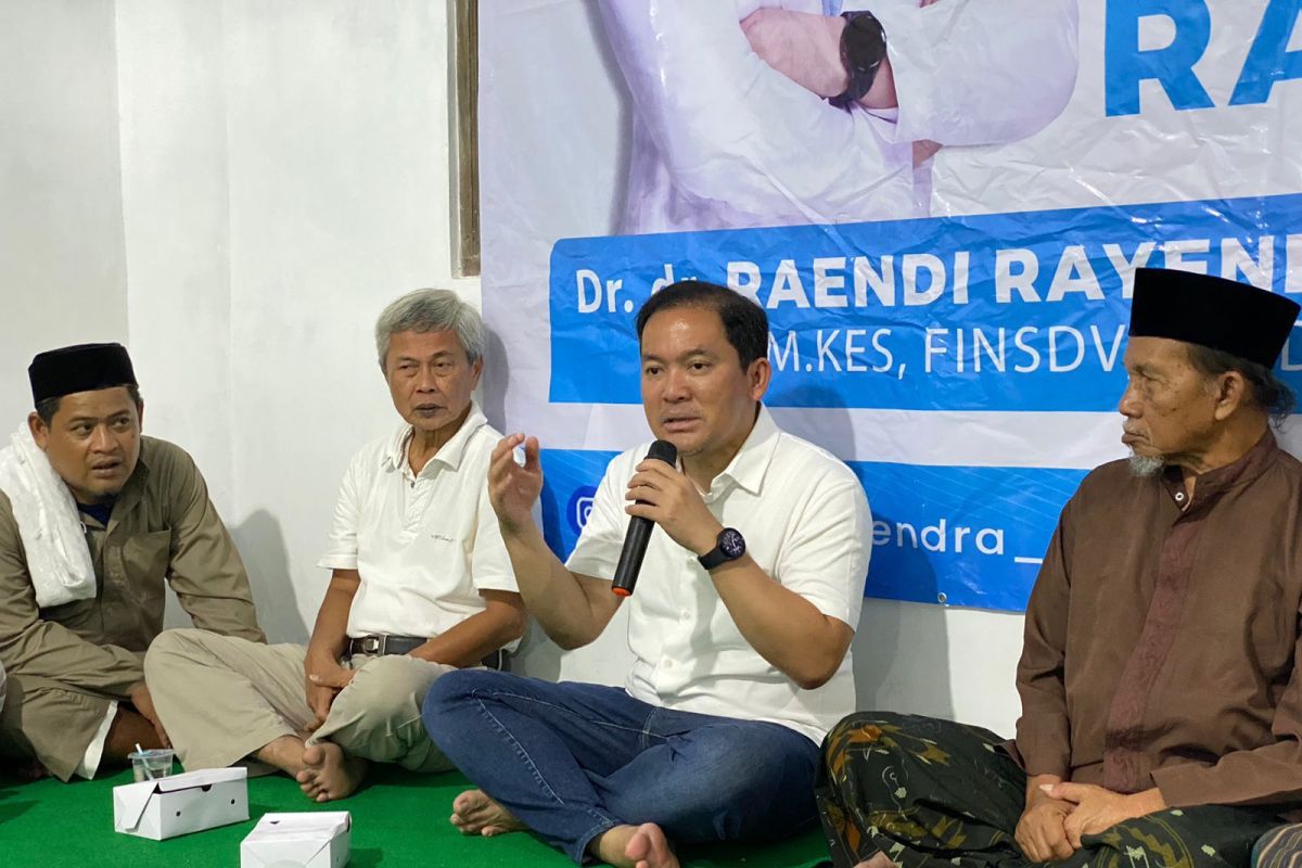 Raendi Rayendra peduli luncurkan program pesantren sehat