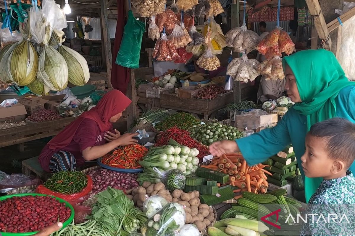 Pemkab Pesisir Barat akan gelar operasi pasar beras