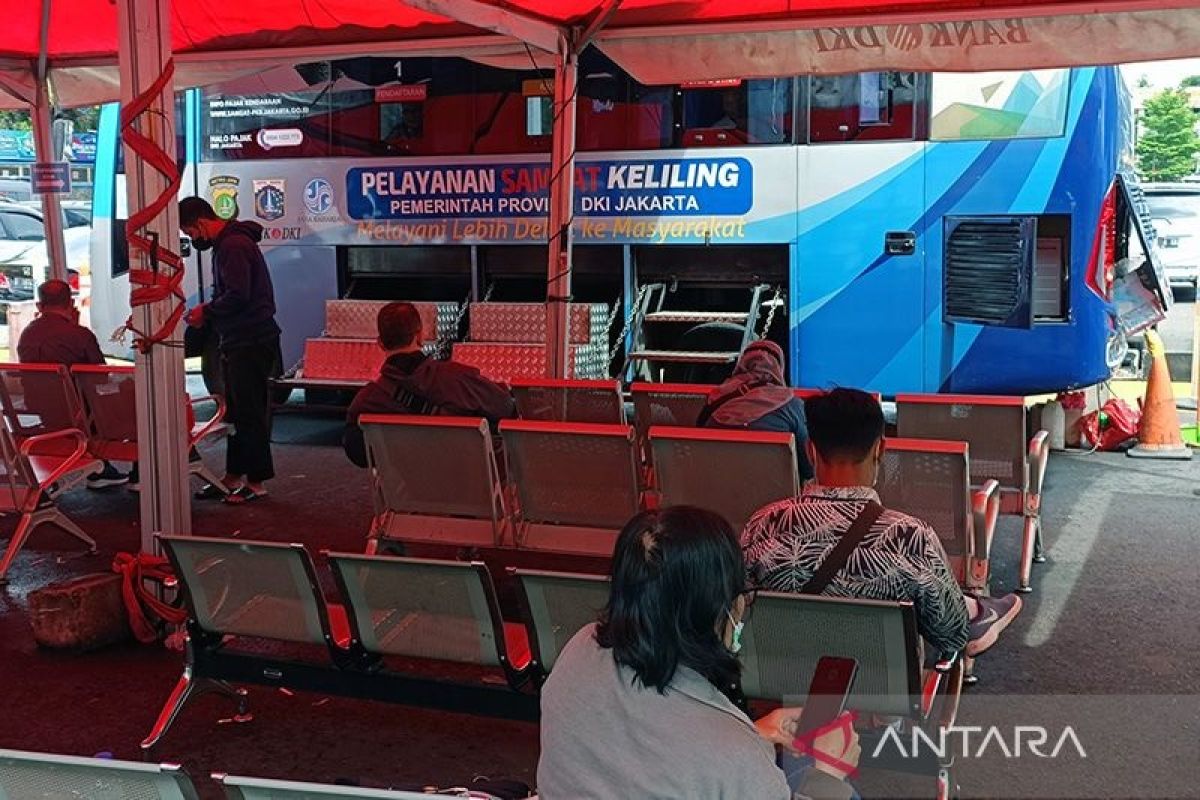Masyarakat sudah bisa sahkan PKB tahunan di Samsat Keliling Polda Metro Jaya