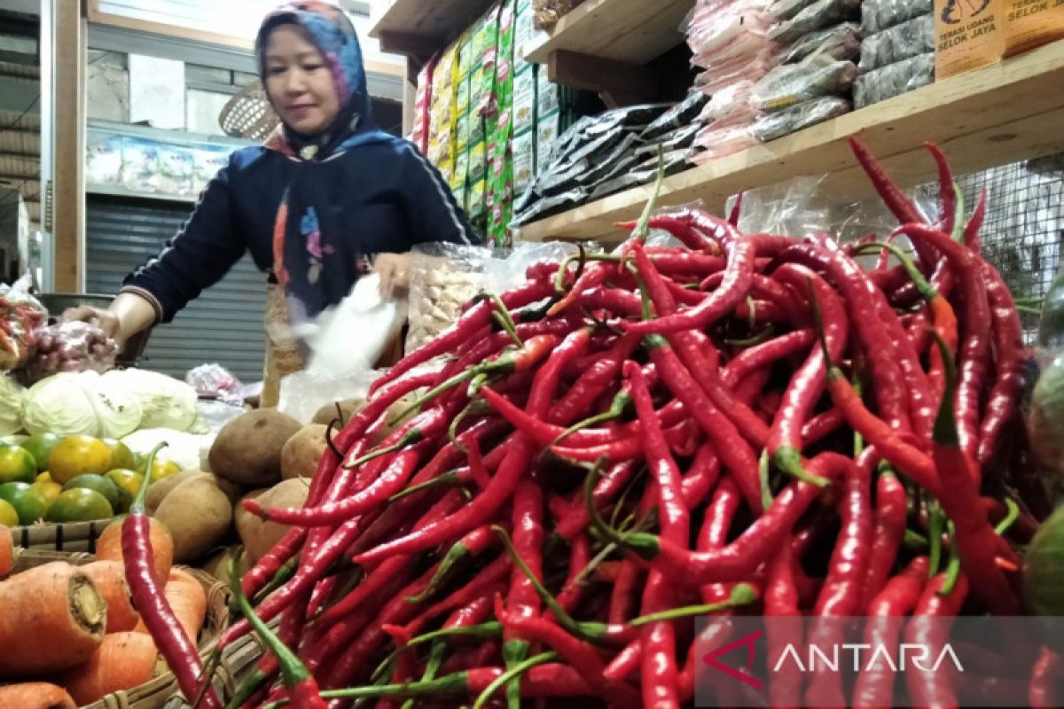 Stok kebutuhan pokok  di Kudus aman dan harga cenderung turun