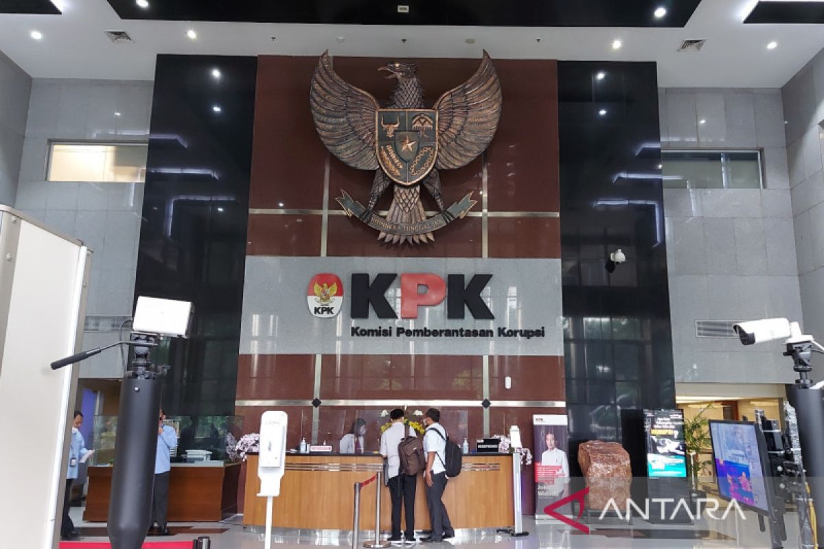 KPK bilang  ada 10 tersangka dugaan kasus korupsi tukin di KemenESDM