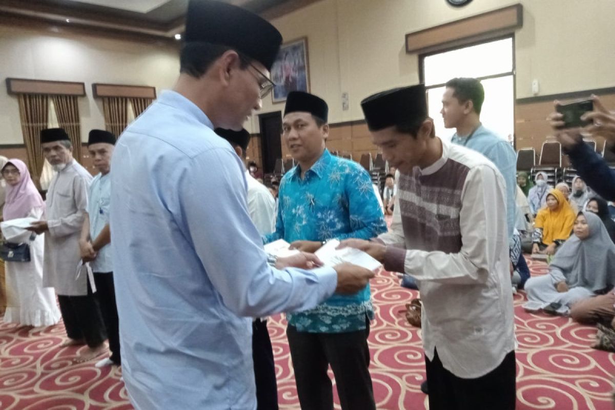 Pemkot Mataram salurkan bantuan modal usaha pelaku UMKM