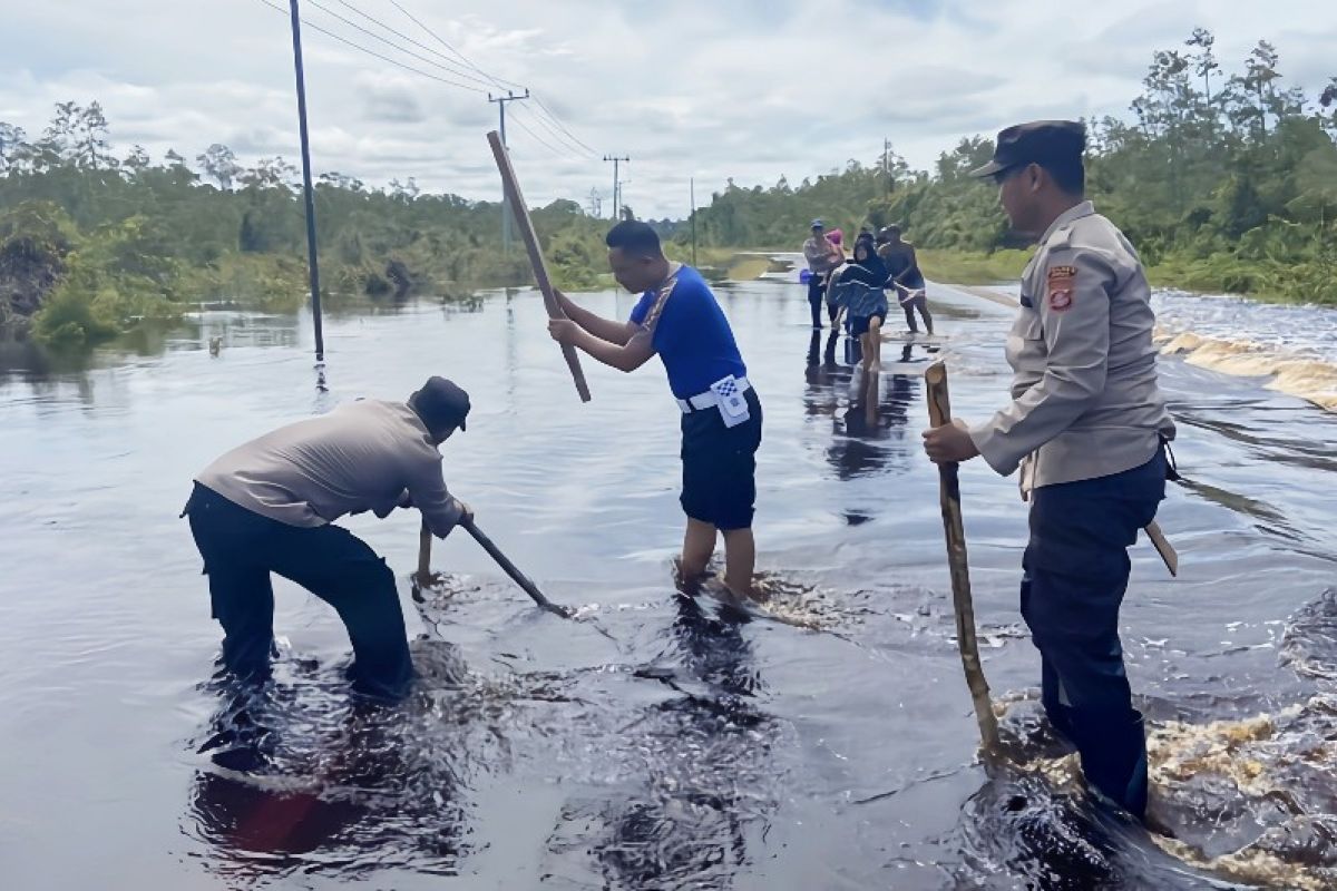 Berikut lokasi banjir di jalan lintas Palangka Raya-Buntok