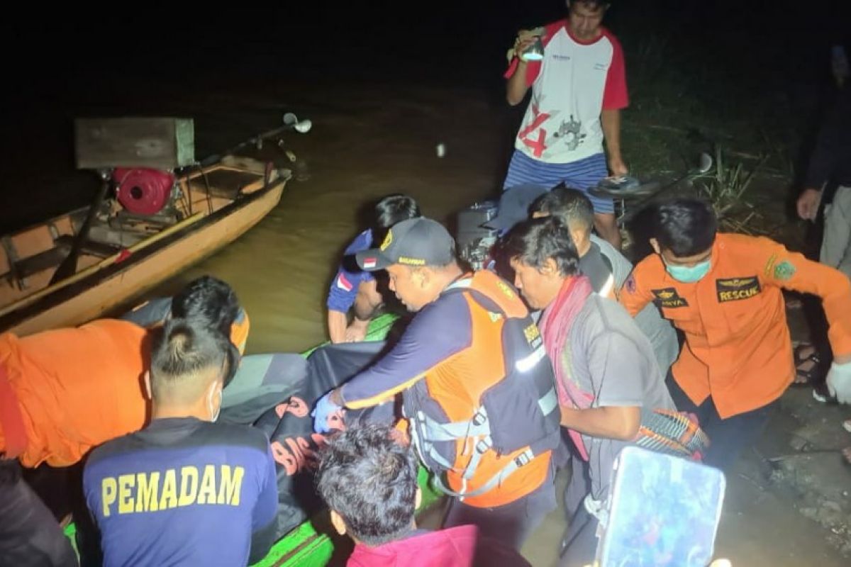 Basarnas sebut Warga hilang di Sungai Ameroro Konawe ditemukan meninggal