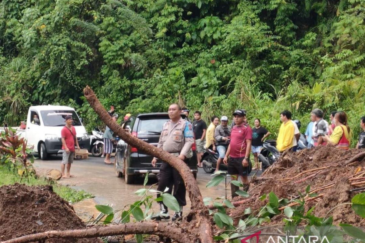 Pemkab Minahasa Utara gerak cepat bantu warga terdampak banjir dan longsor