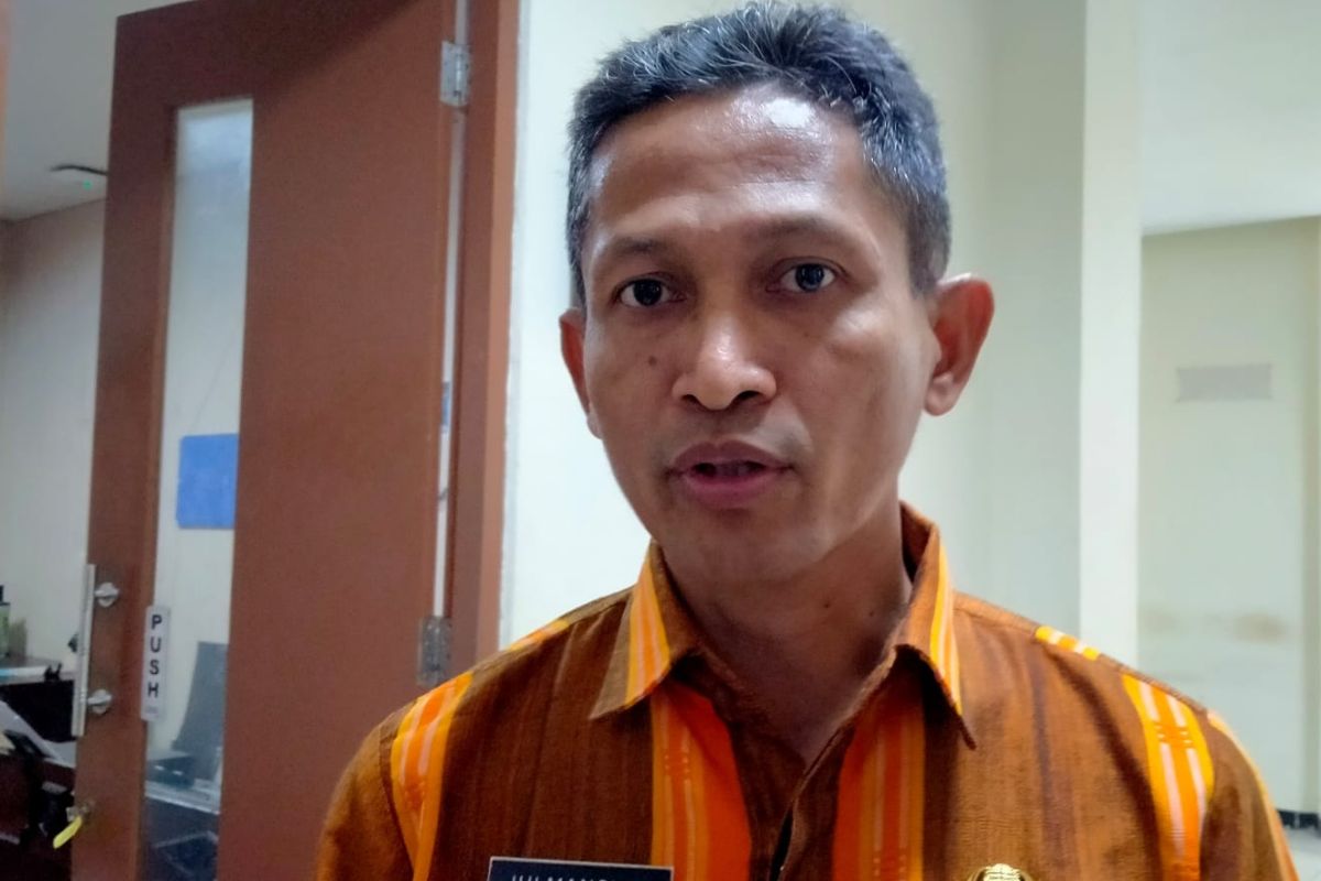 DLHK NTB meminta warga melapor petugas terlibat ilegal logging