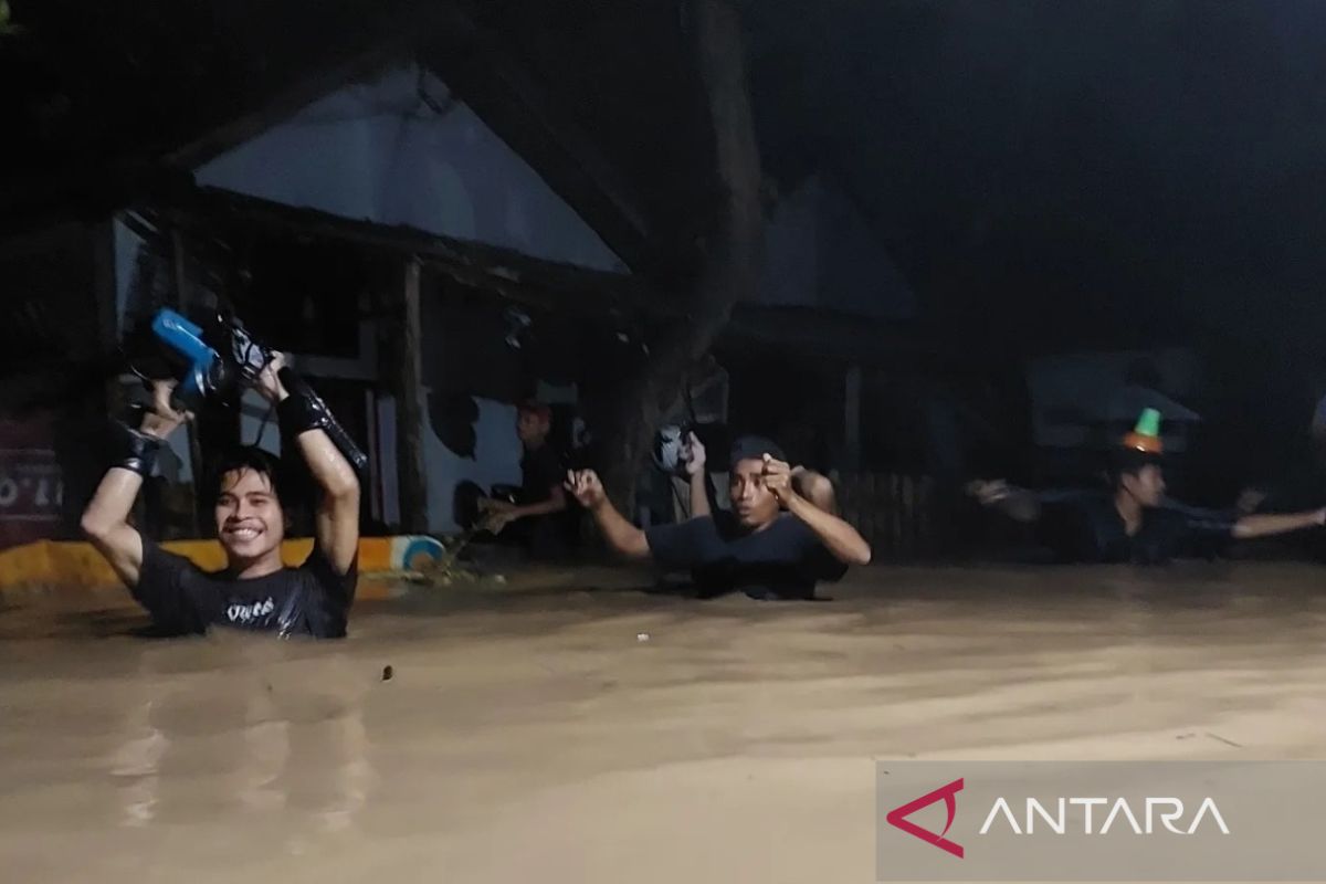 Gubernur NTB: Intensitas hujan tinggi jadi penyebab banjir di Pulau Sumbawa