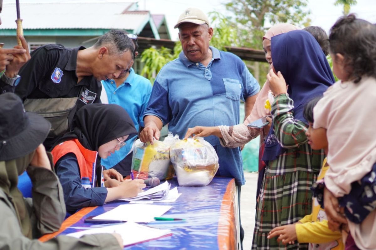 Pertamina Dumai bagikan ribuan paket sembako ke masyarakat