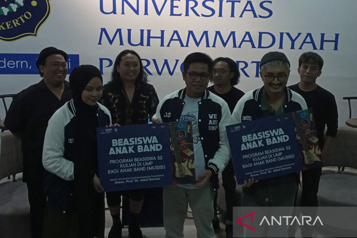 Milad Ke-58, UMP berikan beasiswa untuk anak band