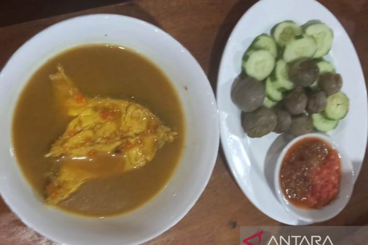 Makanan Lempah kuning Bangka simbol kehangatan keluarga