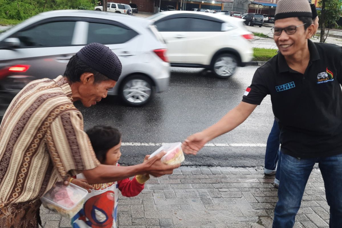 TeRuCI Chaplaku berbagi dan mengaji di bulan suci