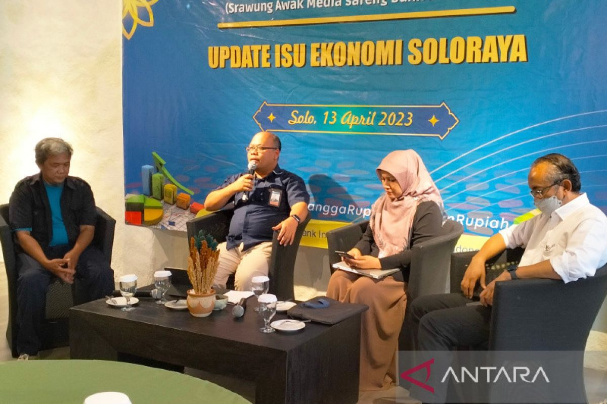 Warga Solo Raya tukar pecahan lima ribuan senilai Rp2,6 triliun