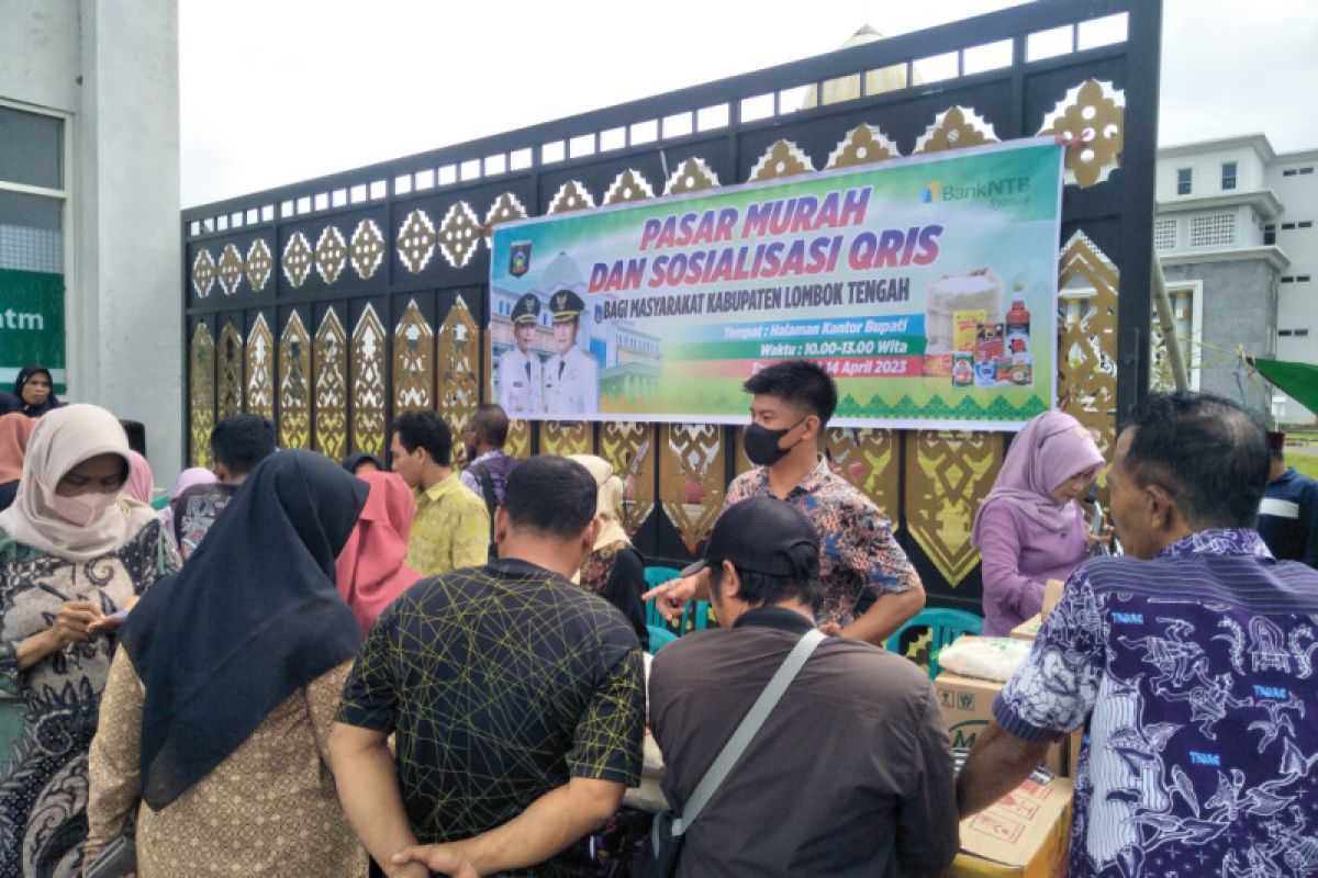 Pasar murah digelar di Lombok Tengah jaga  harga bahan pokok naik