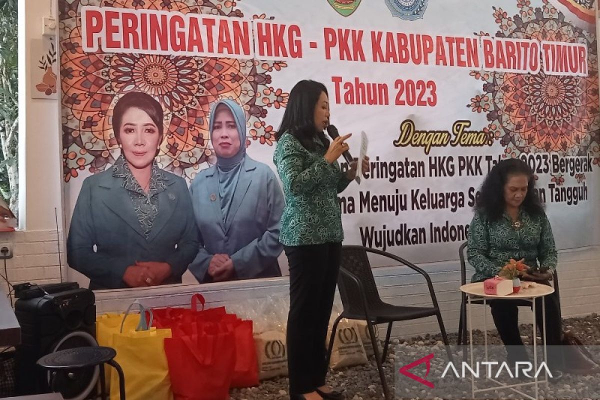 TP PKK Bartim beri tali asih kepada warga kurang beruntung