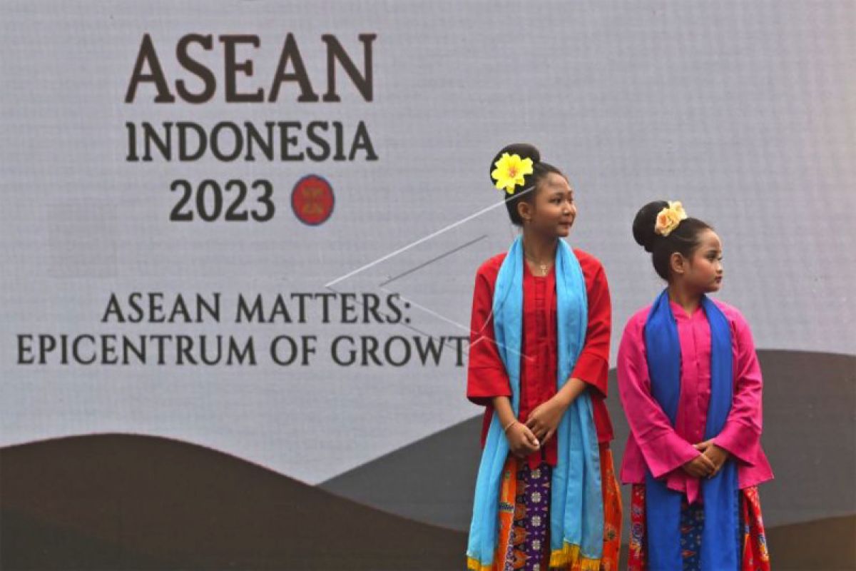 Jokowi akan pimpin 12 pertemuan selama KTT ASEAN